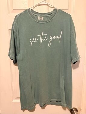 See The Good Graphic Tee - Green XL